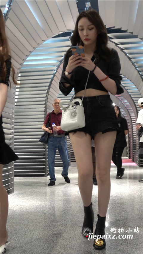 (2).jpg