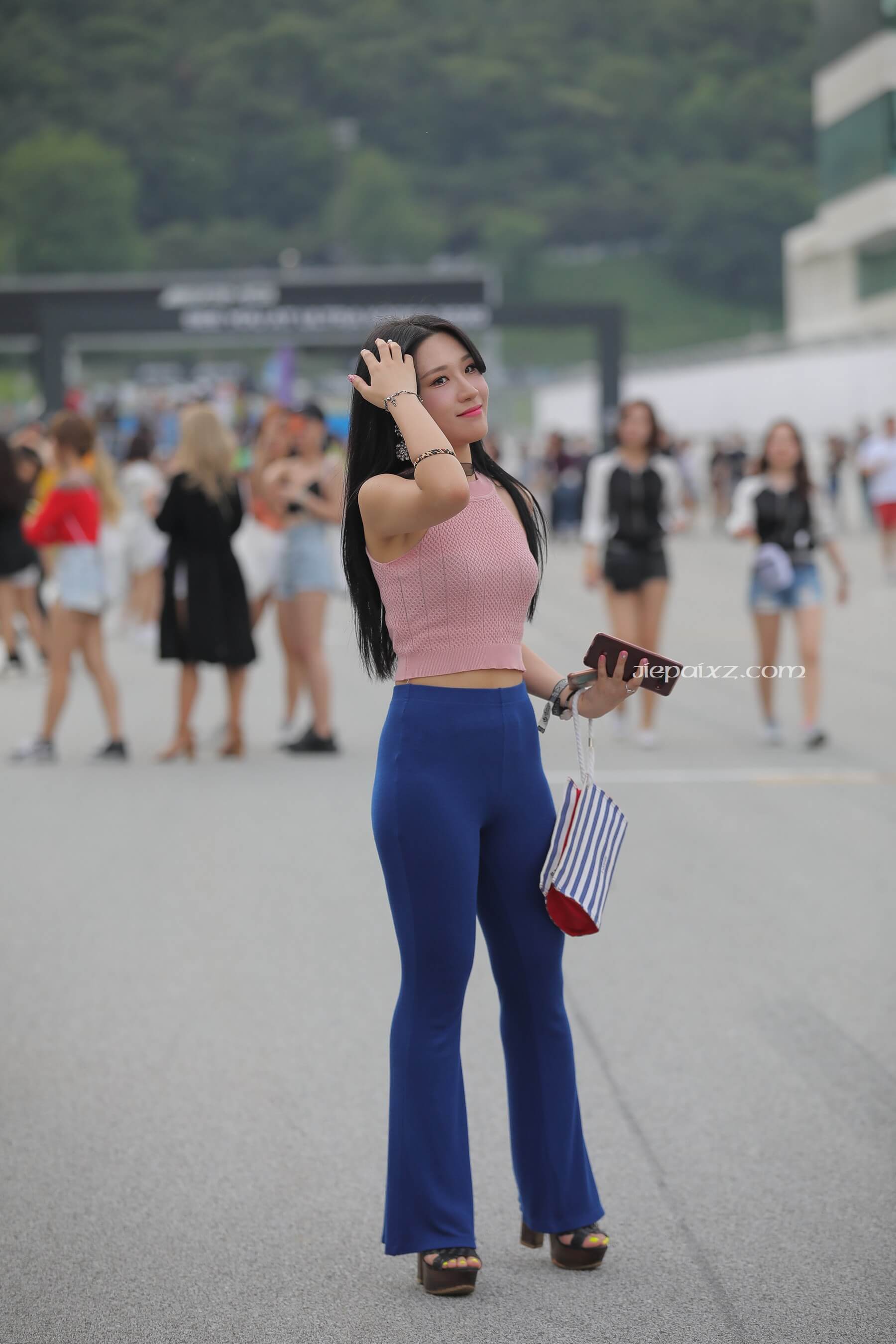 2.JPG