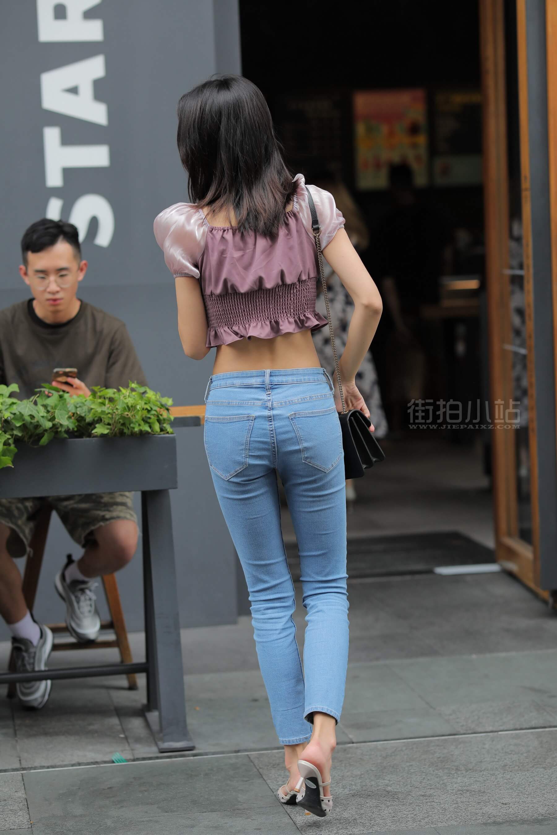 02.JPG