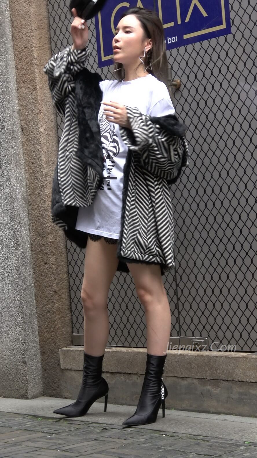06.JPG