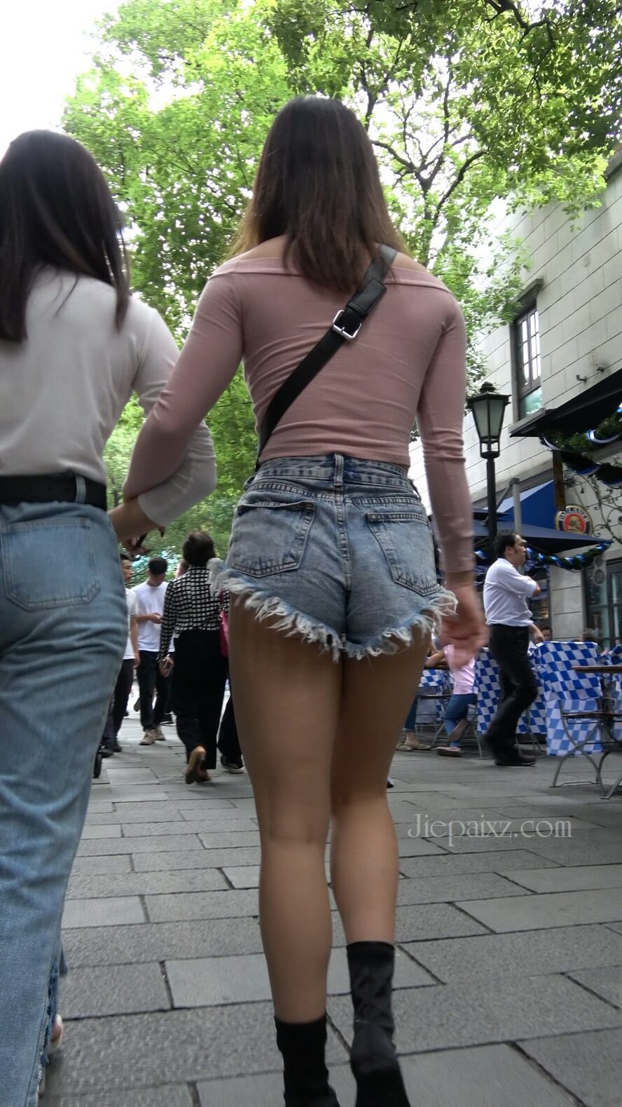 10.JPG