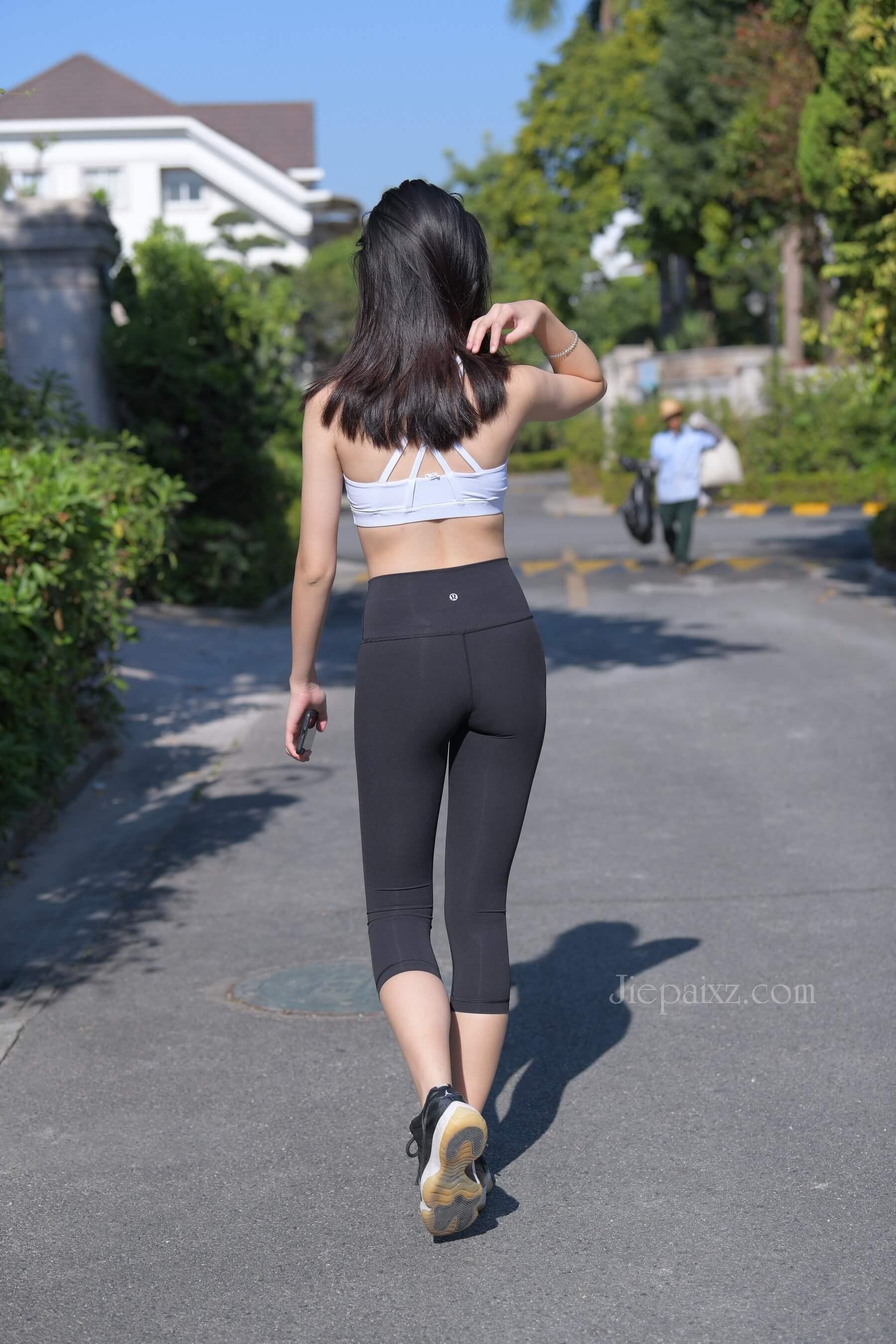 02.JPG