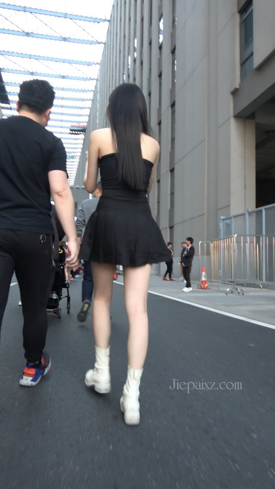 02.JPG