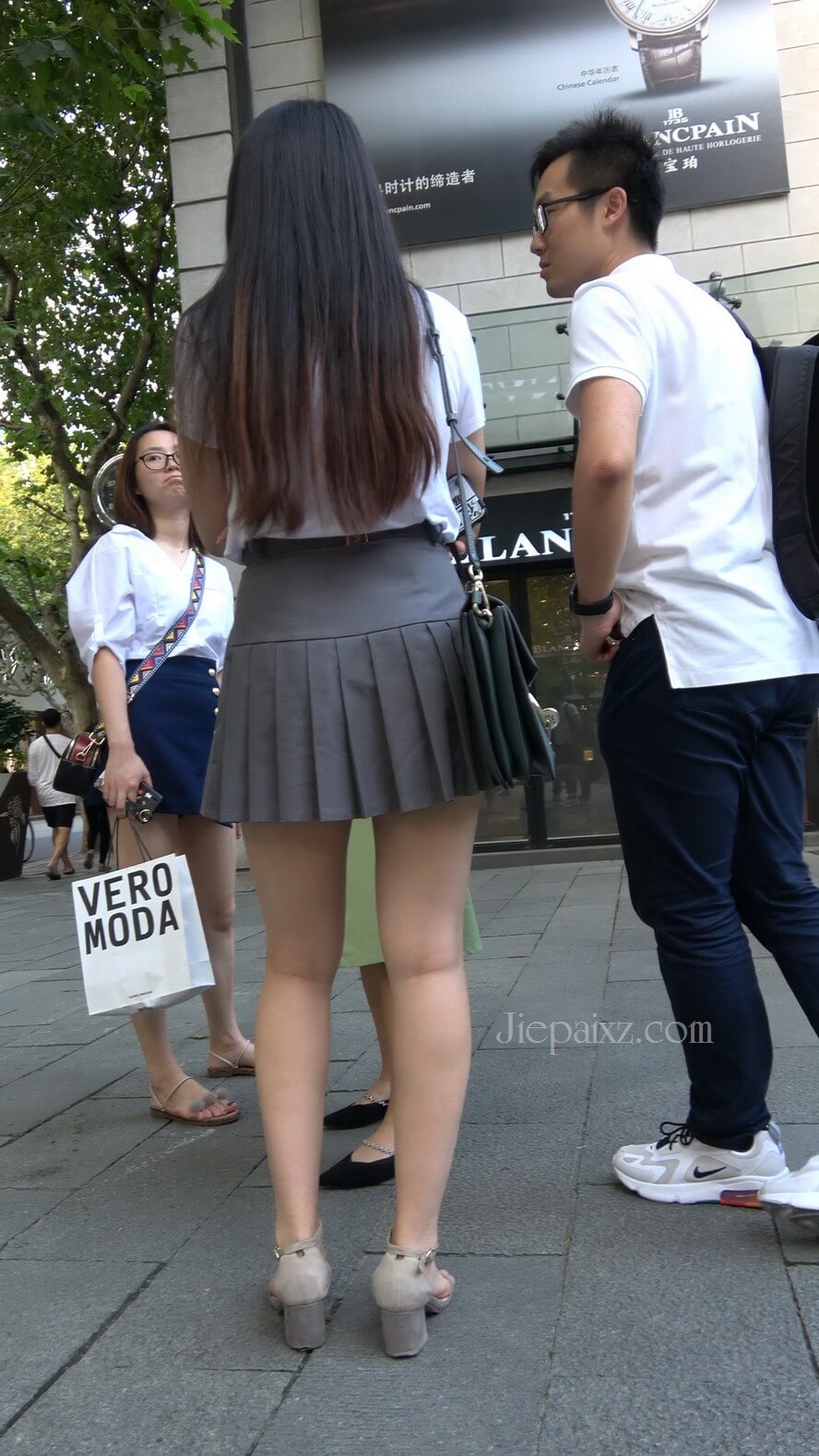 06.JPG
