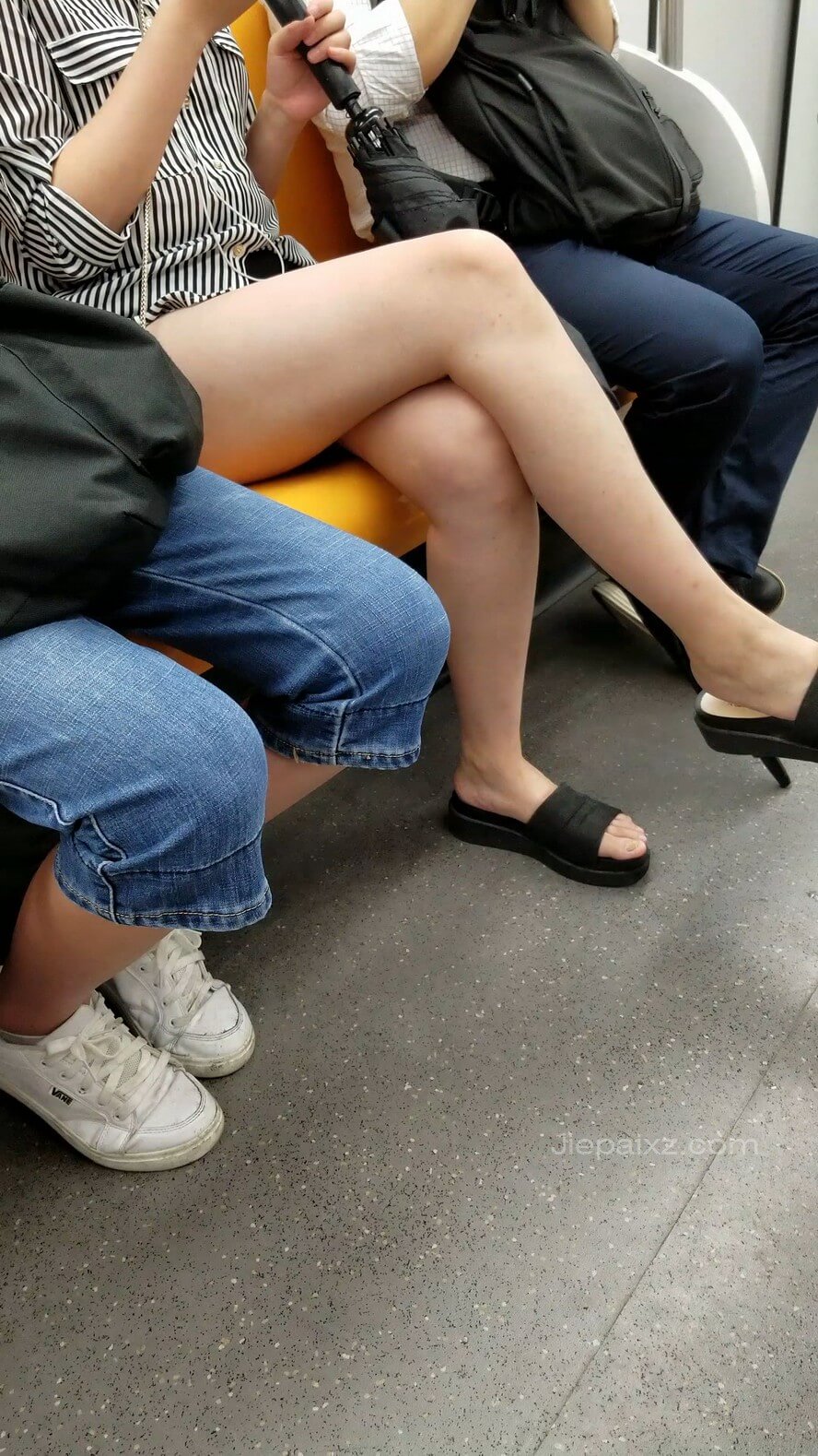 10.JPG
