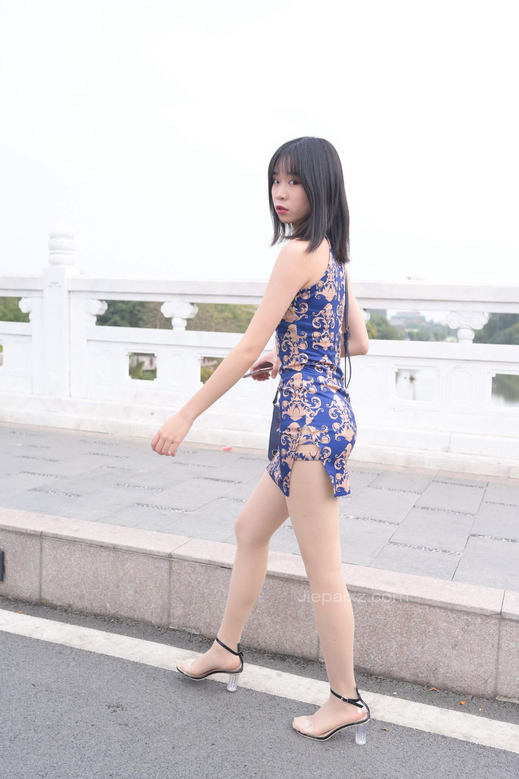 02.JPG
