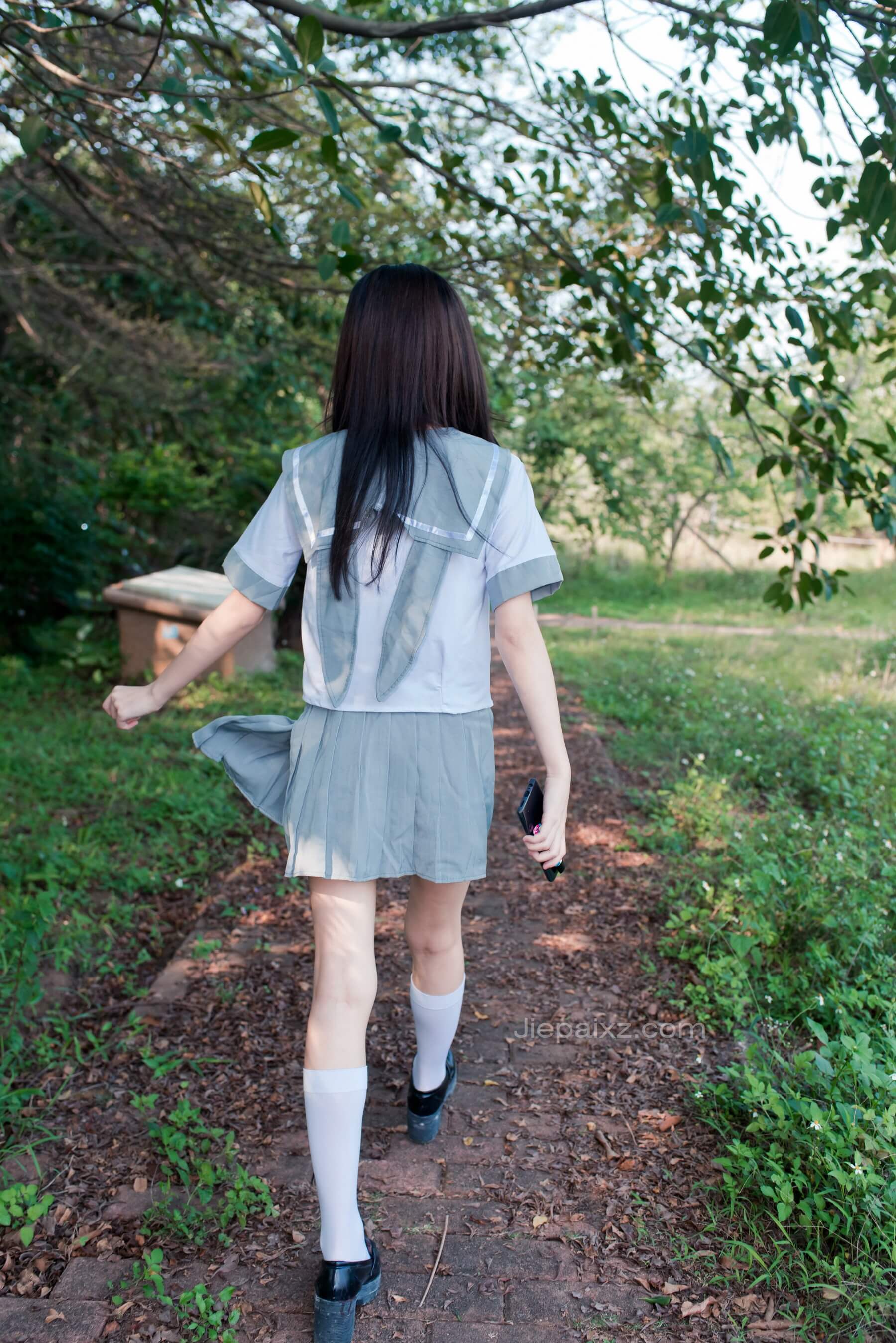 02.JPG