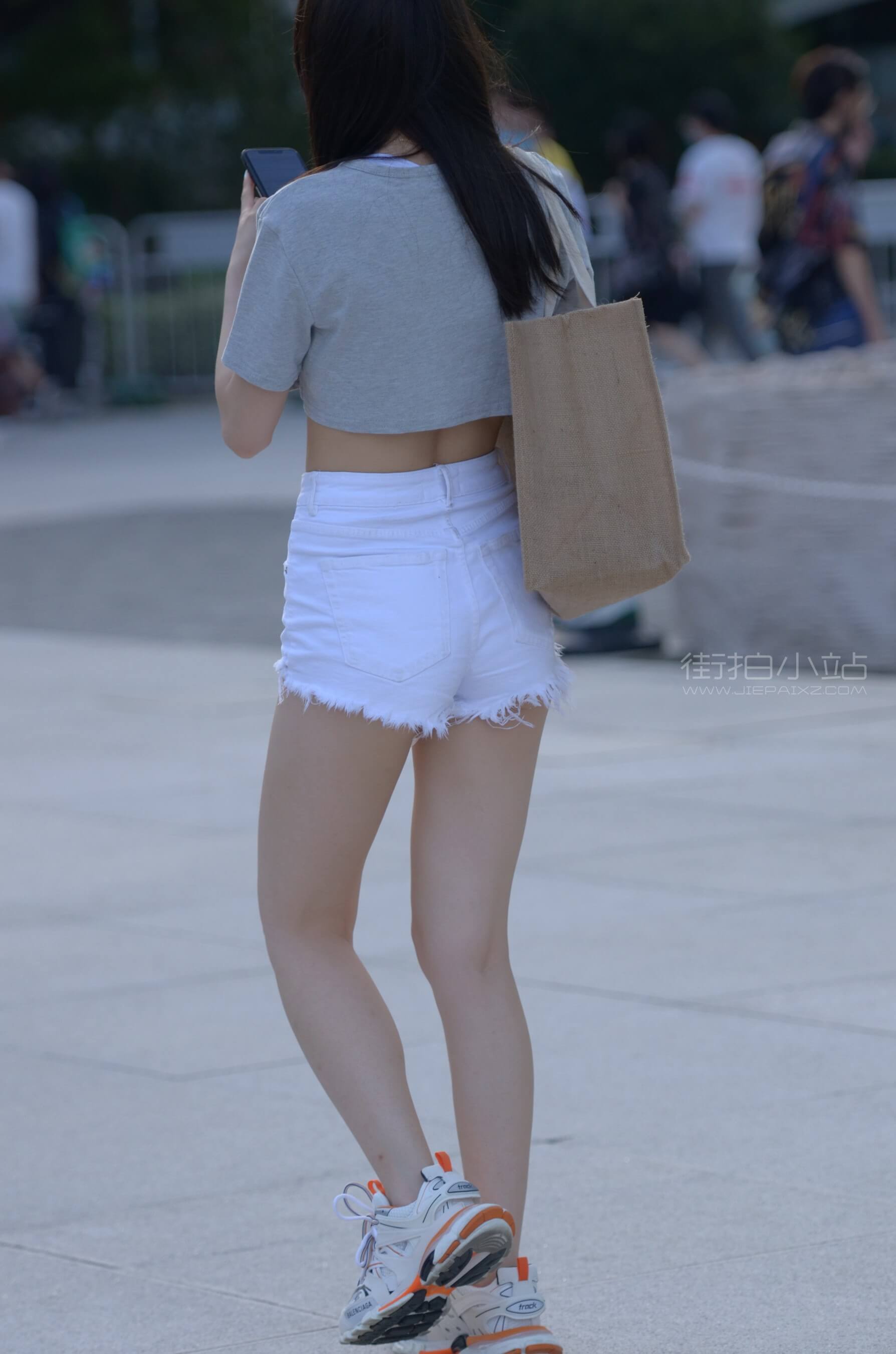 02.JPG