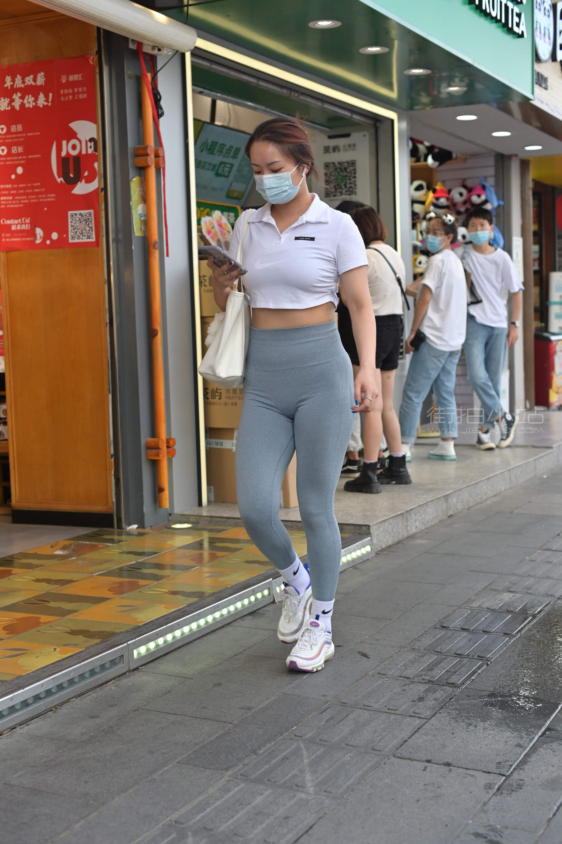 01.JPG