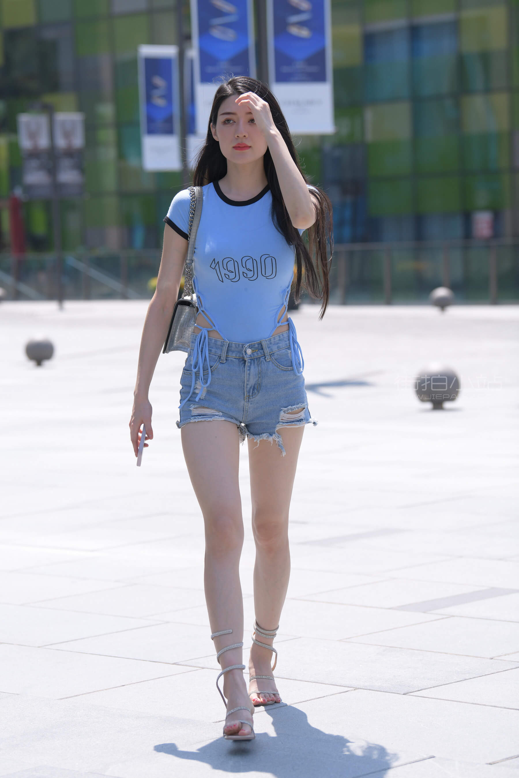 06.JPG