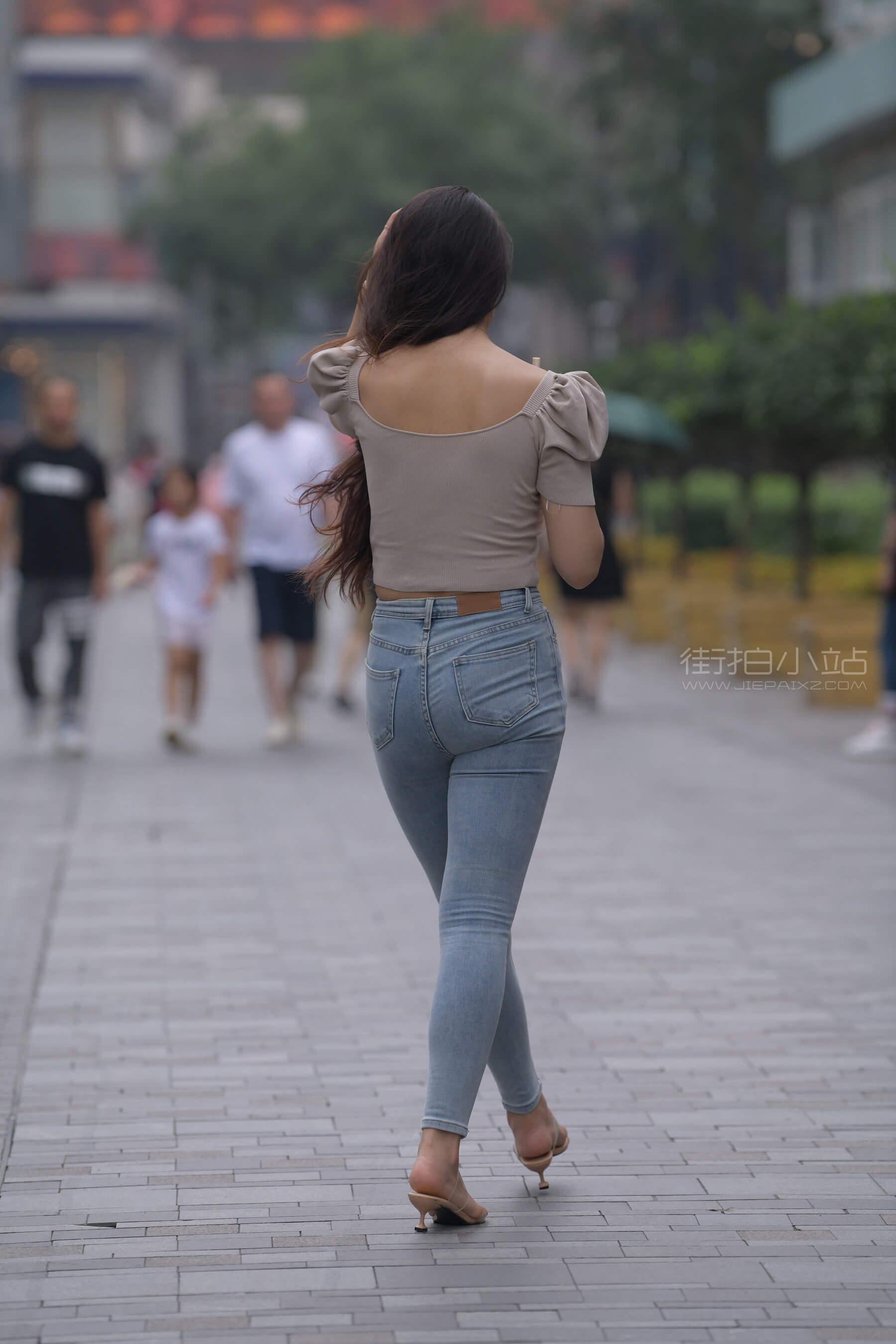 02.JPG