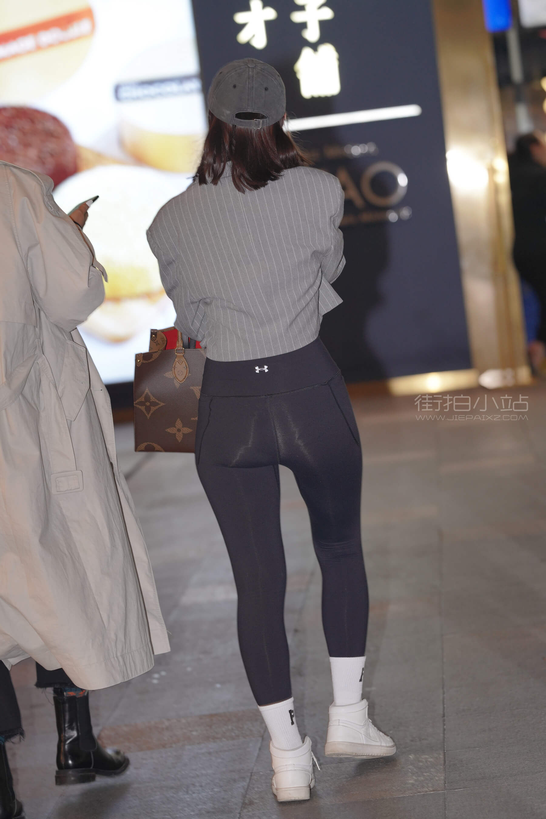 02.JPG