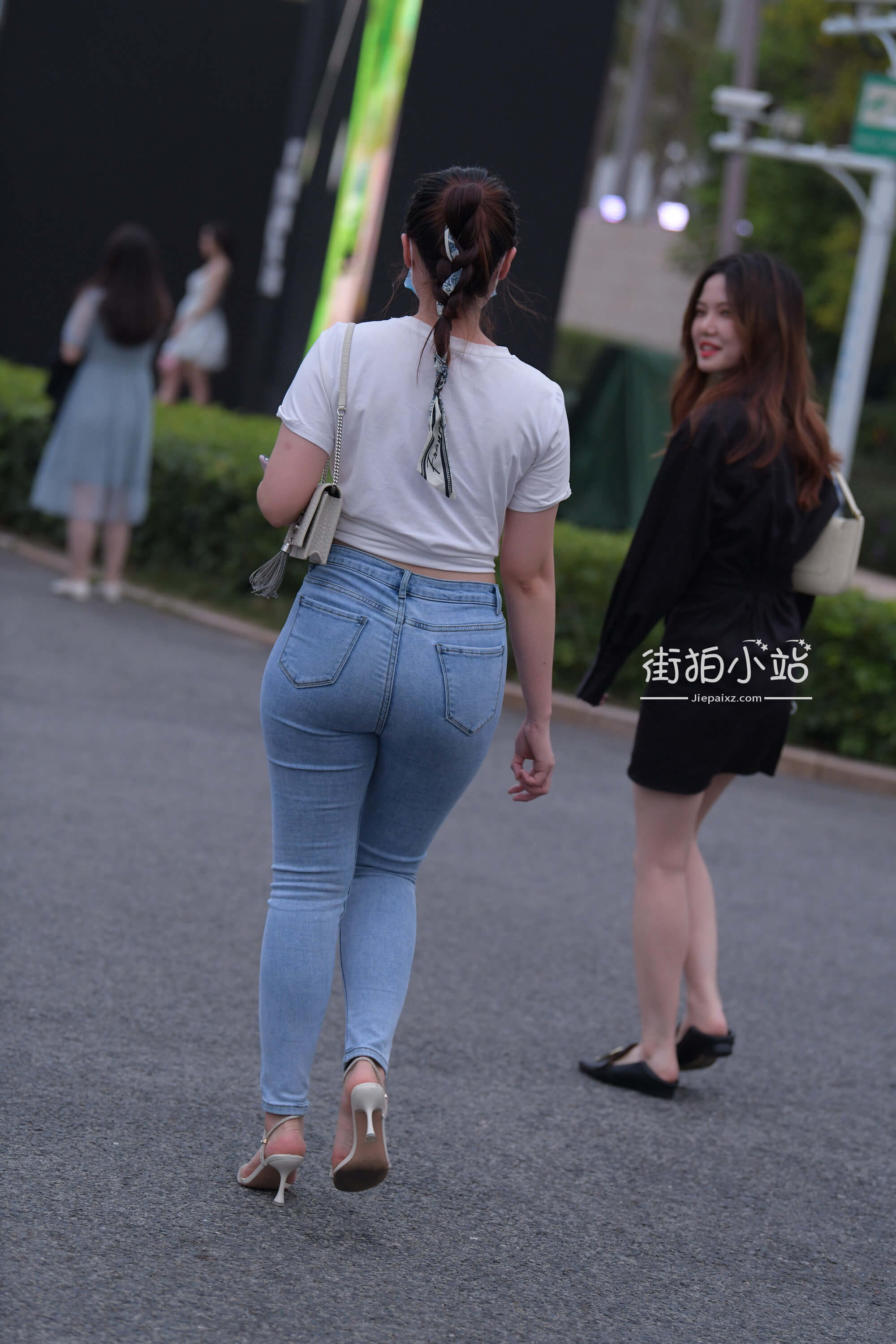 02.JPG