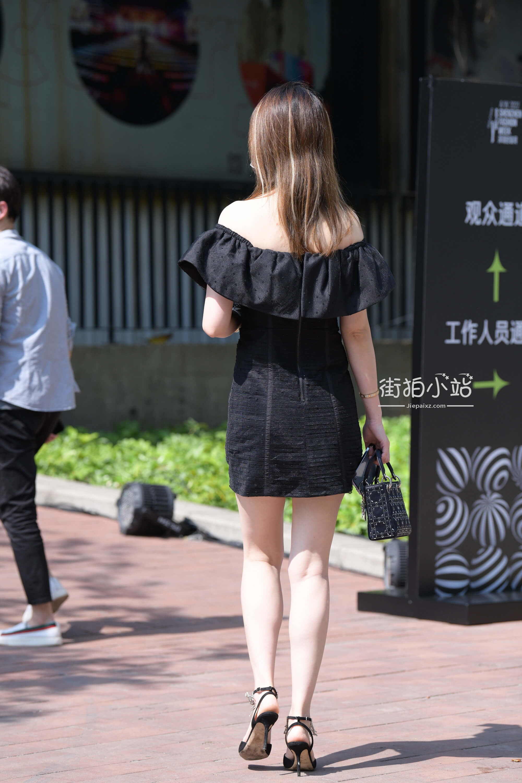 02.JPG