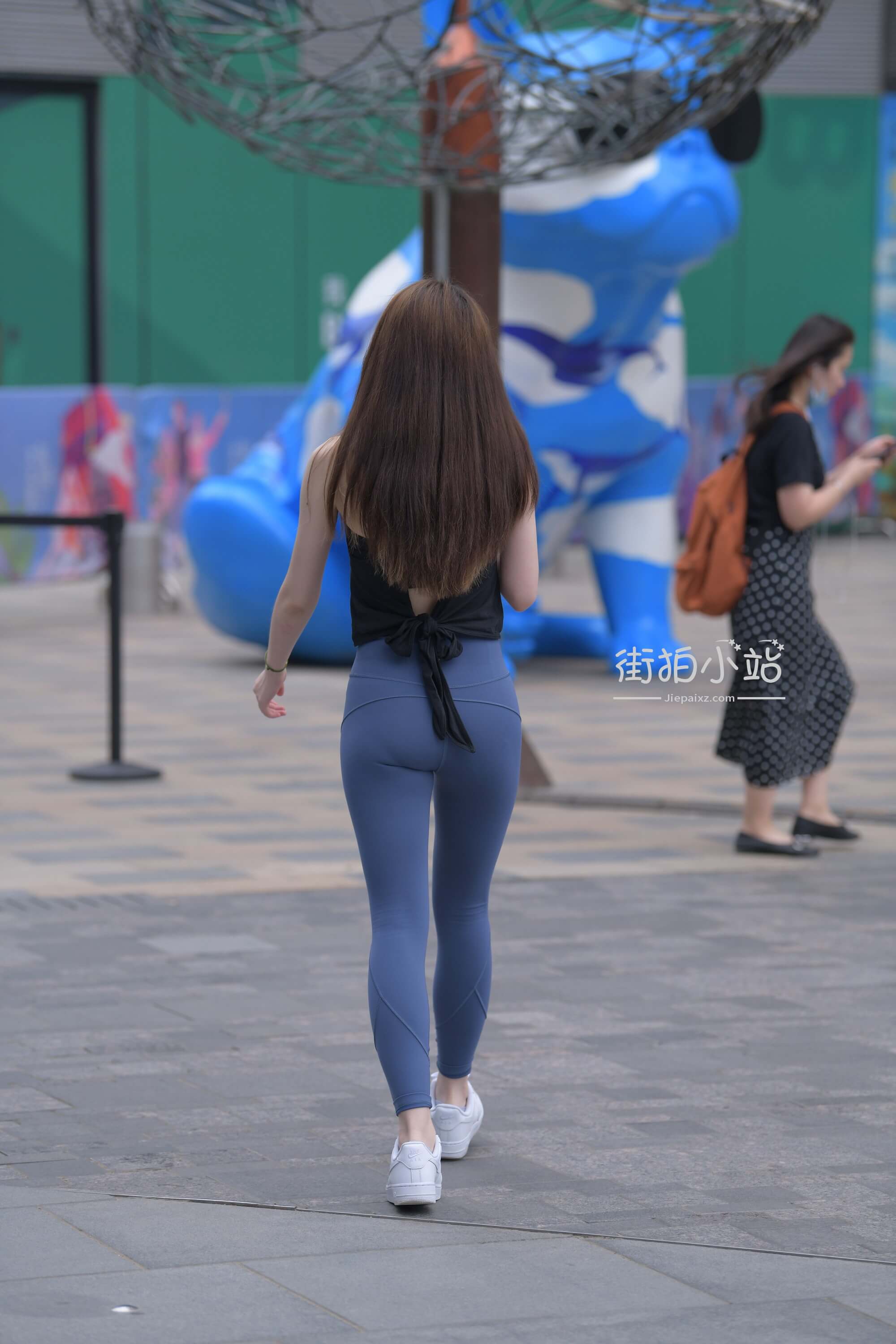 2.JPG