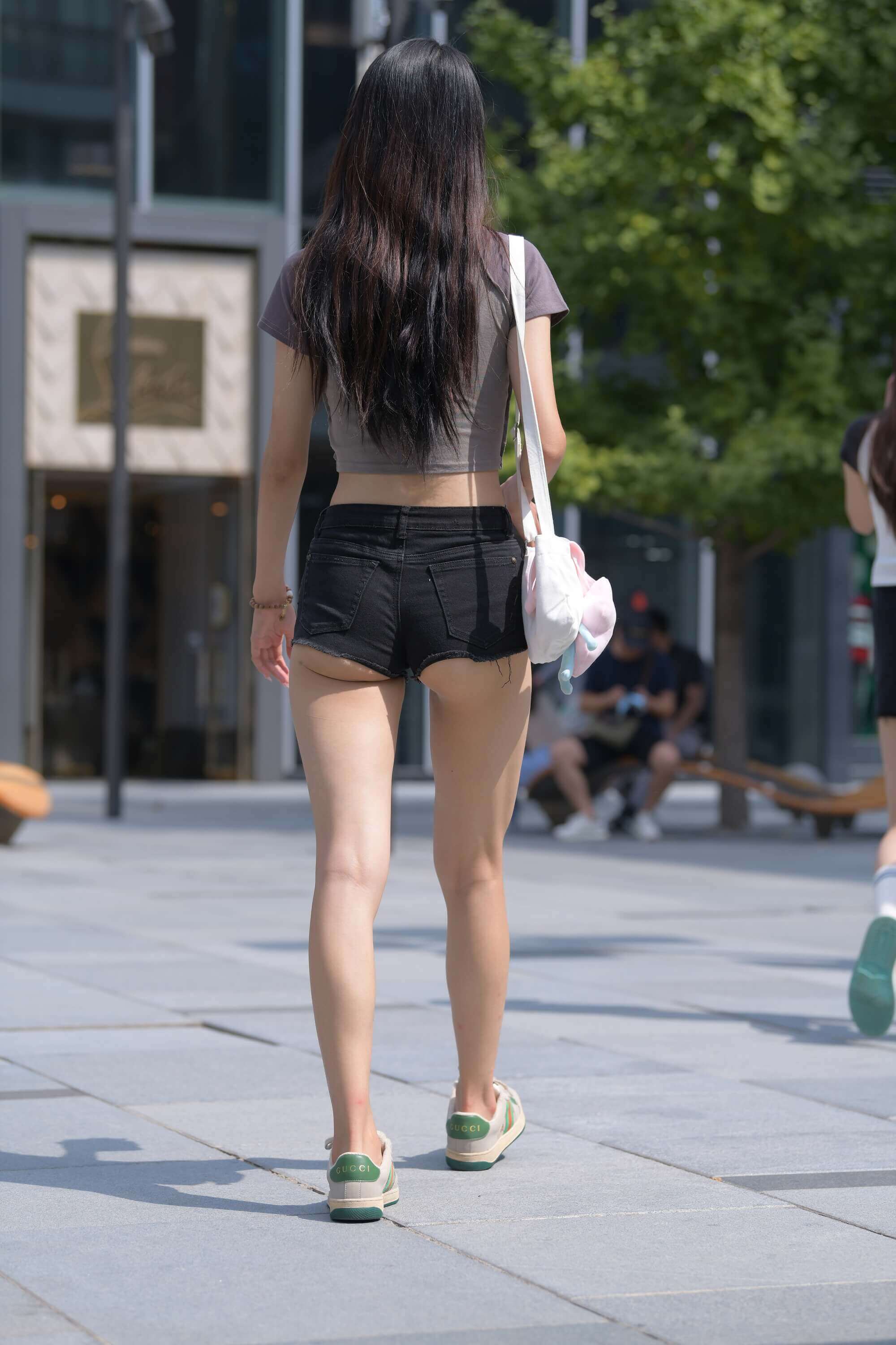 2.JPG
