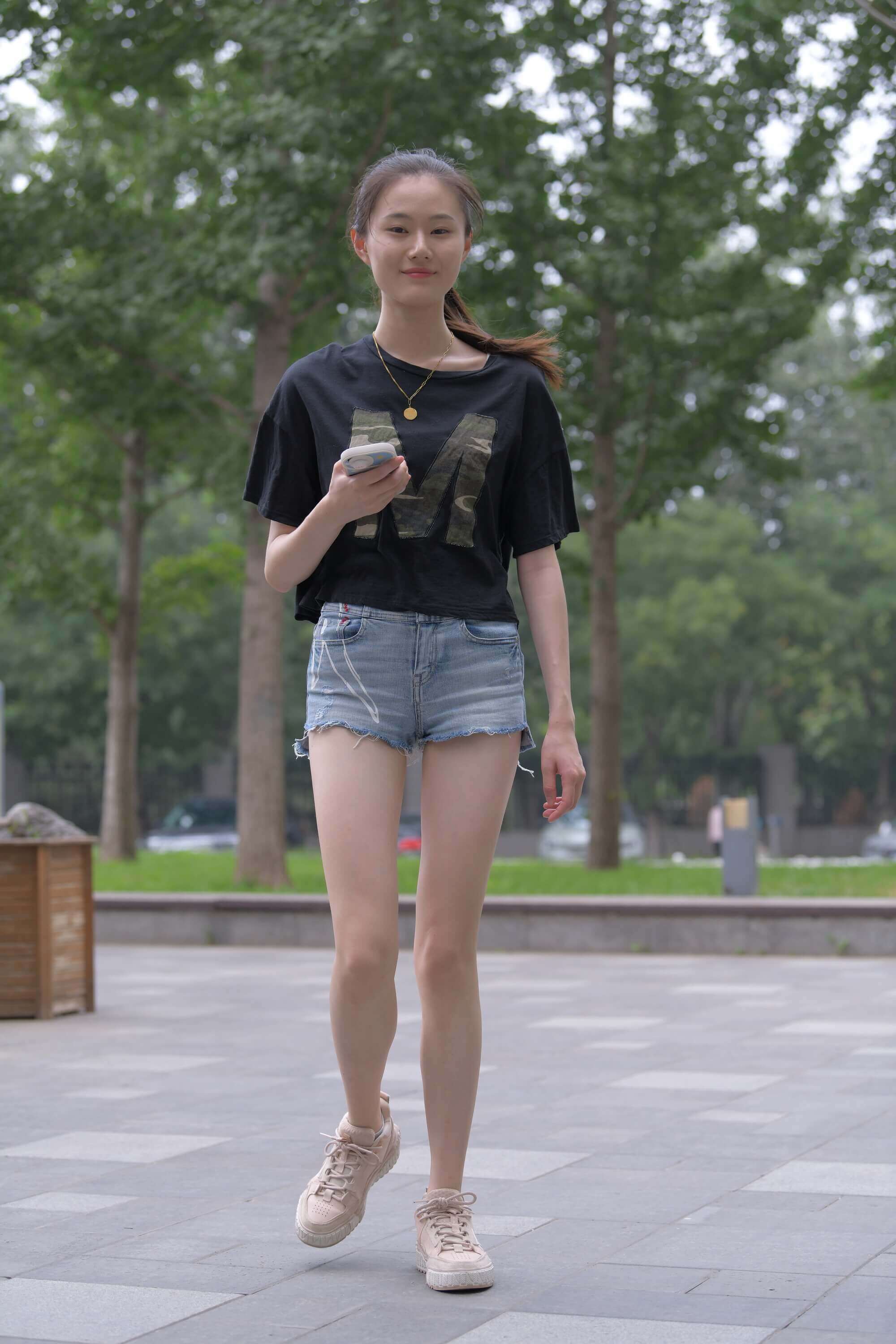 1.JPG