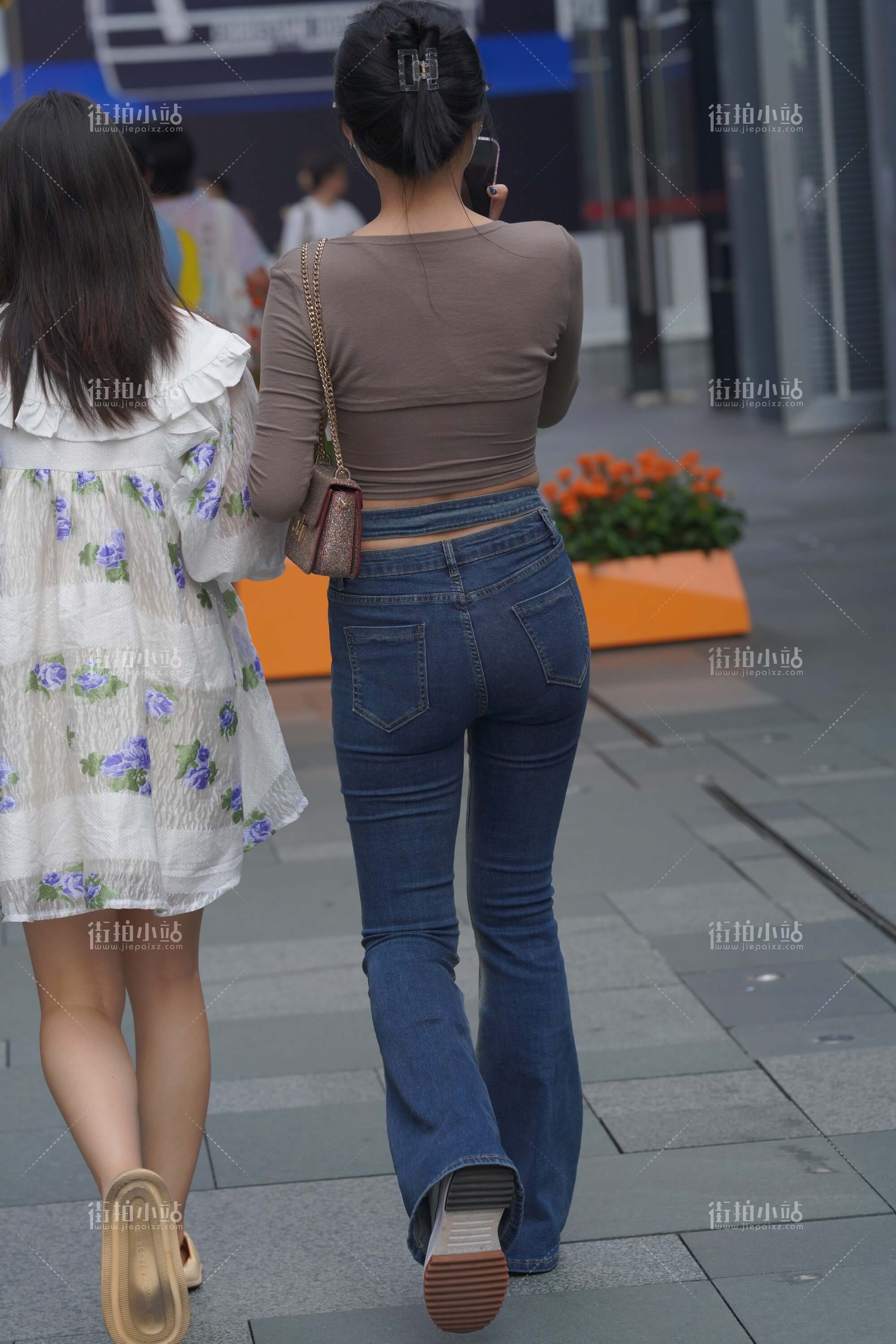 2.JPG