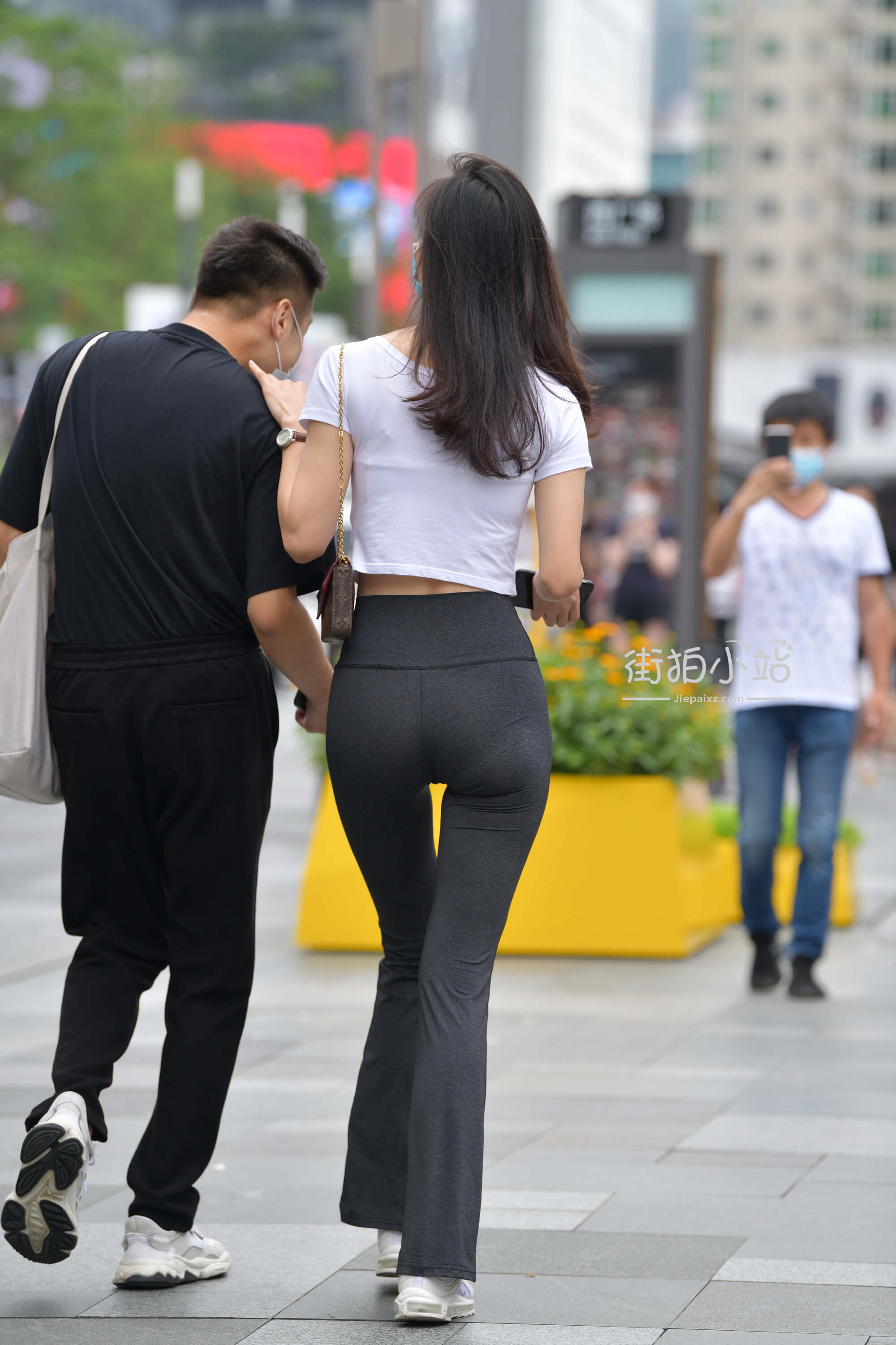 2.JPG