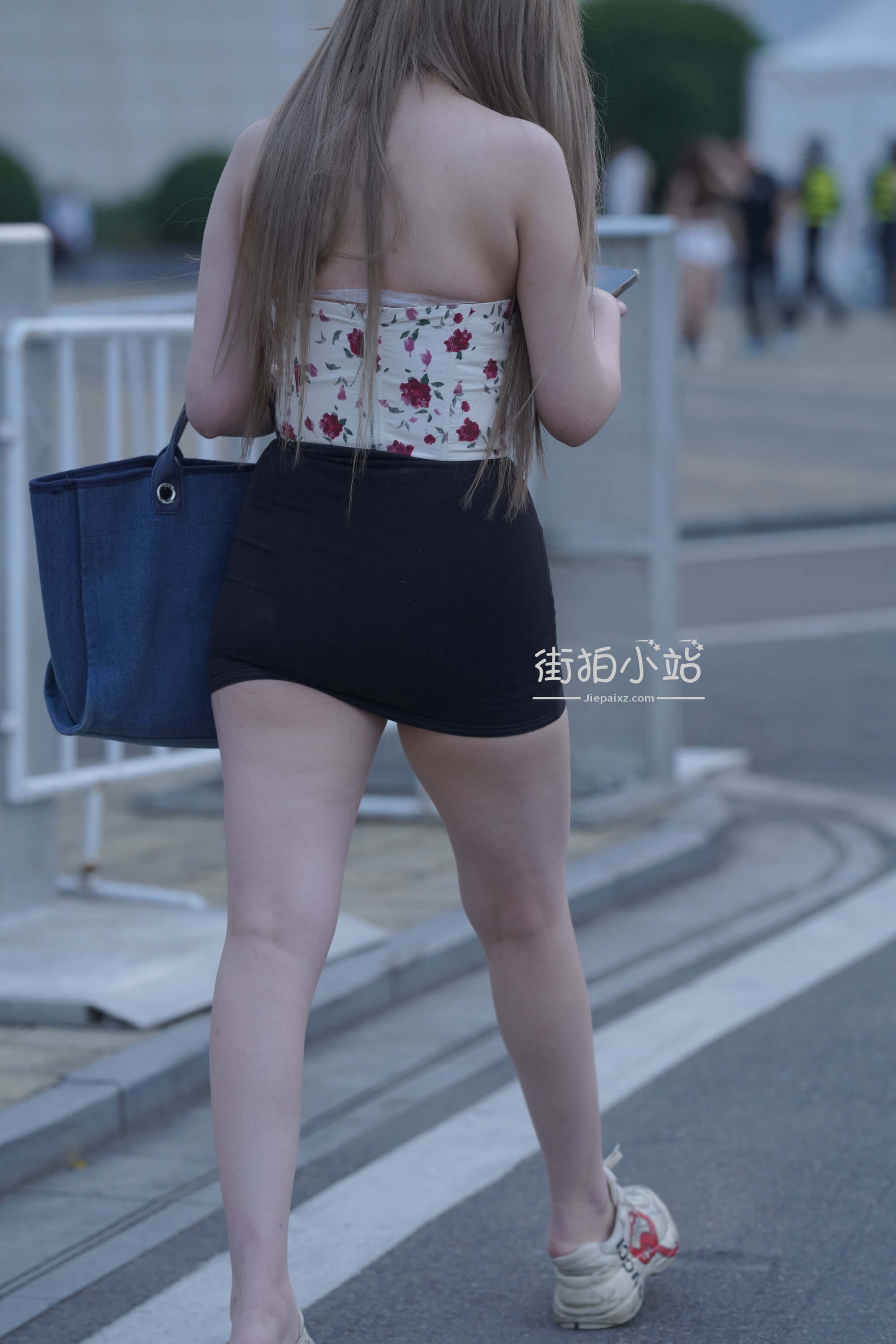 2.JPG