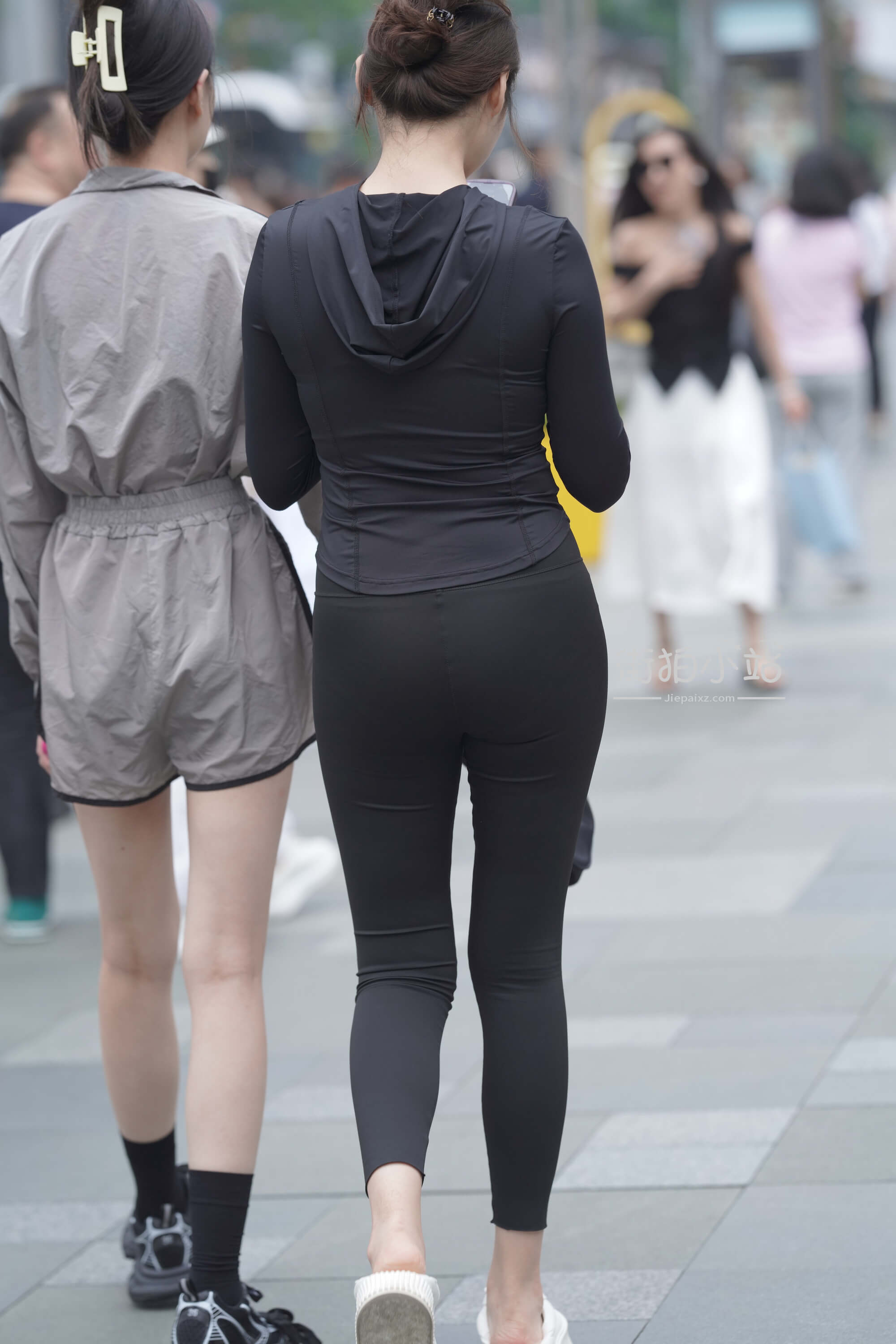 2.JPG