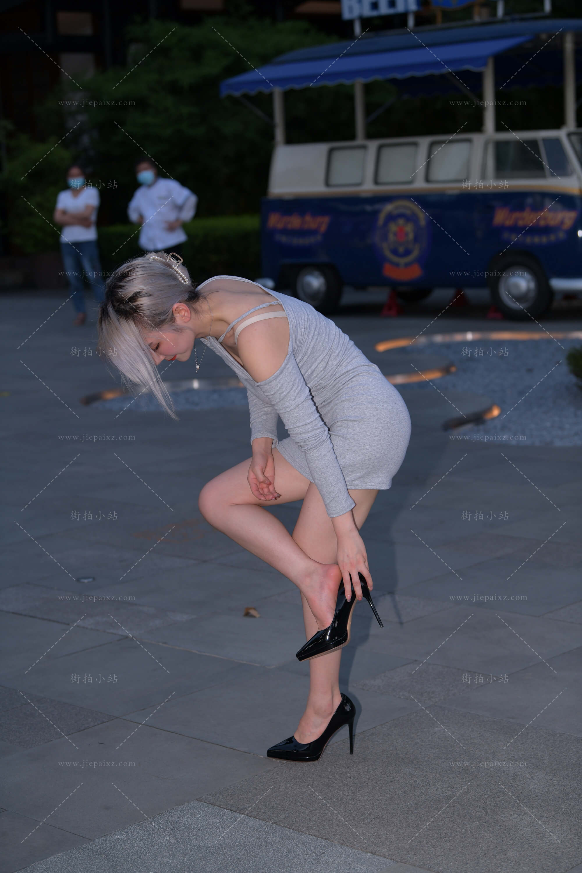 2.JPG