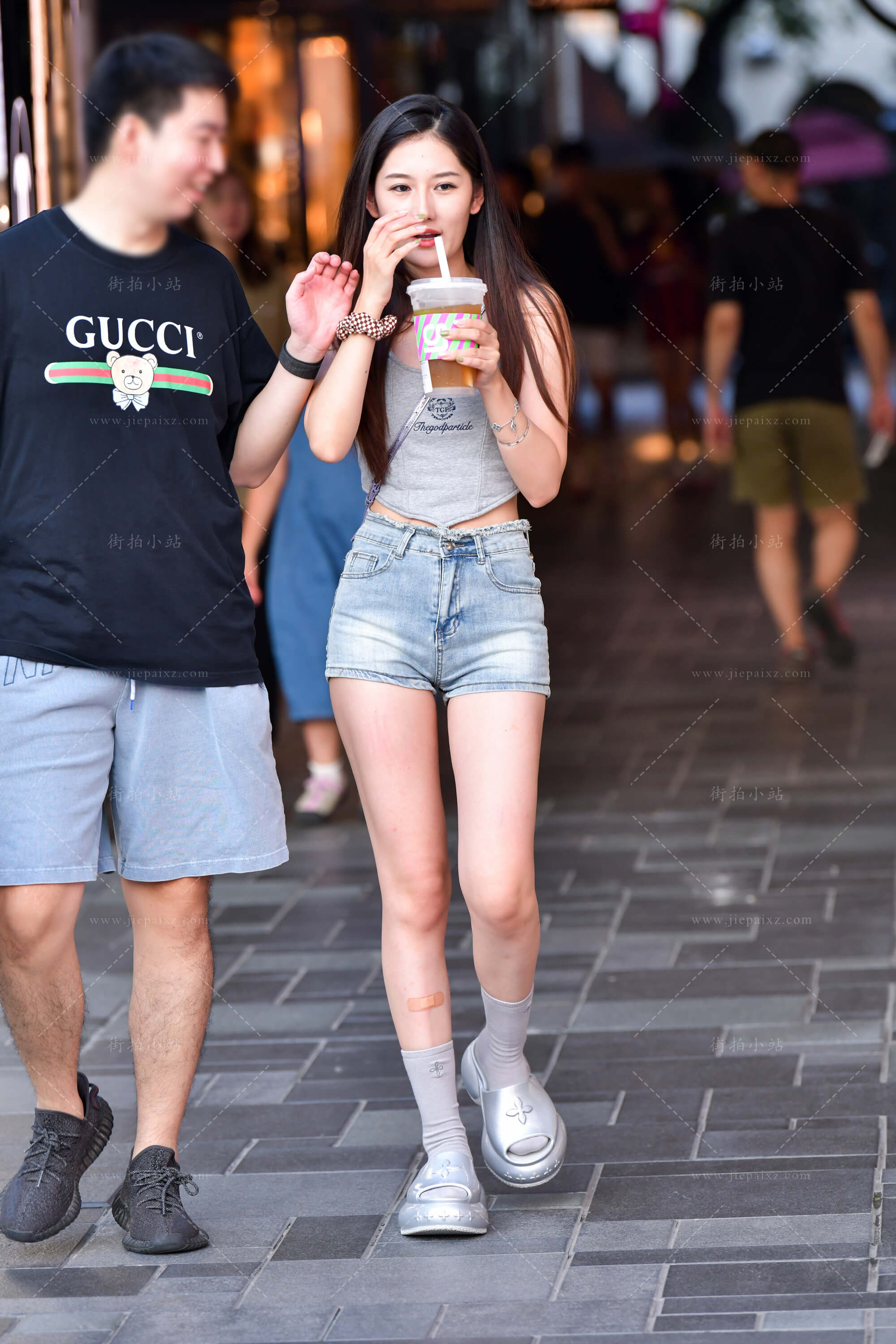 A01.jpg
