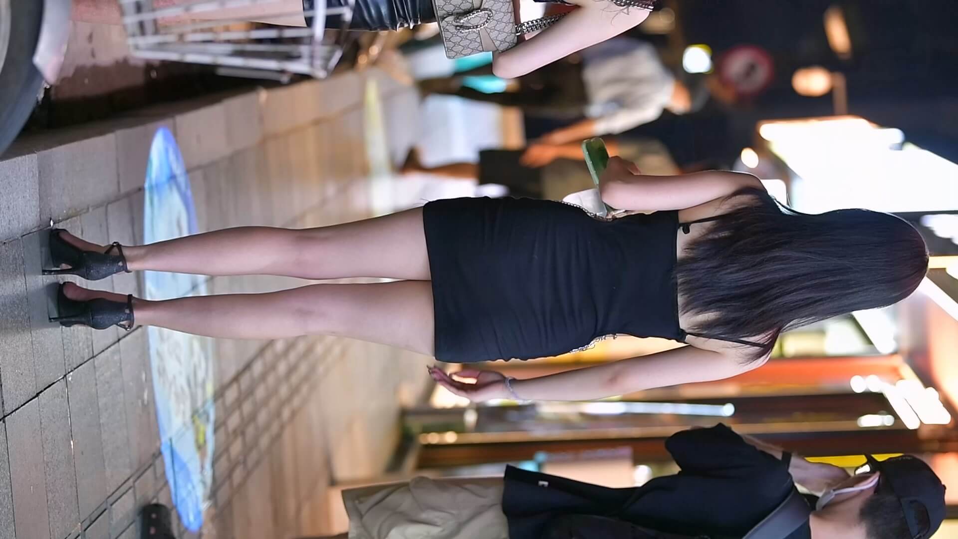 A02.jpg