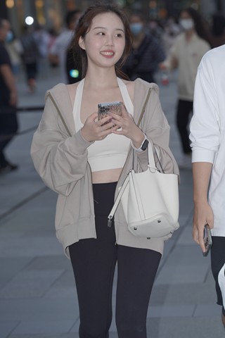 开心小姐姐
