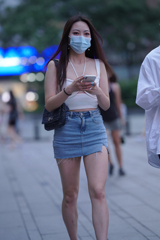 牛仔短裙