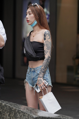 花臂男女