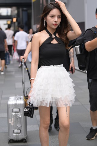 街拍美女姐妹