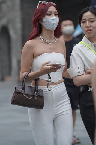 白裤御姐