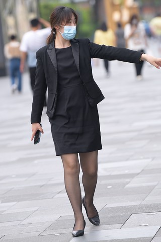 营业员小姐姐