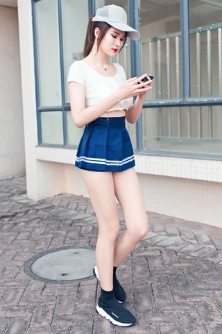 御风街拍★极品肉丝美腿婷婷骑单车 【套图+视频】